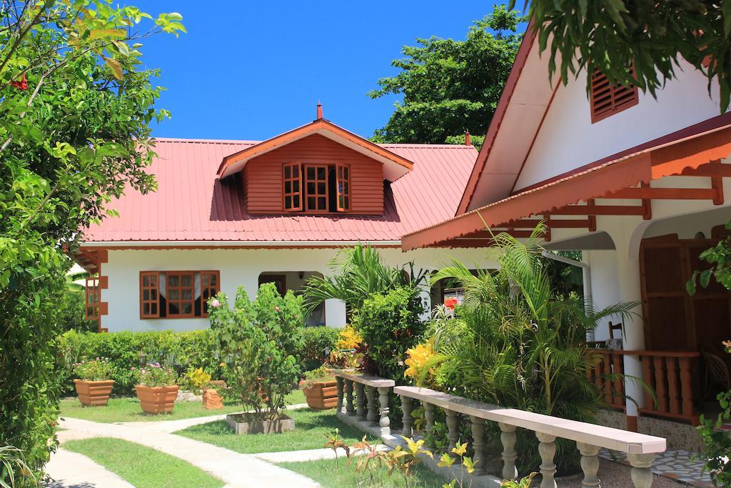 Veronic Self-Catering Guest House Isola di Isola di La Digue Esterno foto